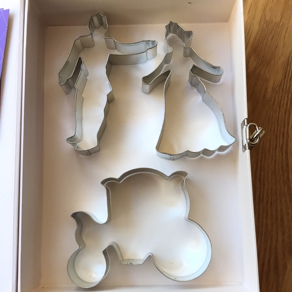 Princess Party Meri Meri Invites & Thank You’s, Plates, & WS Kids Cookie Cutters - Picture 7 of 7